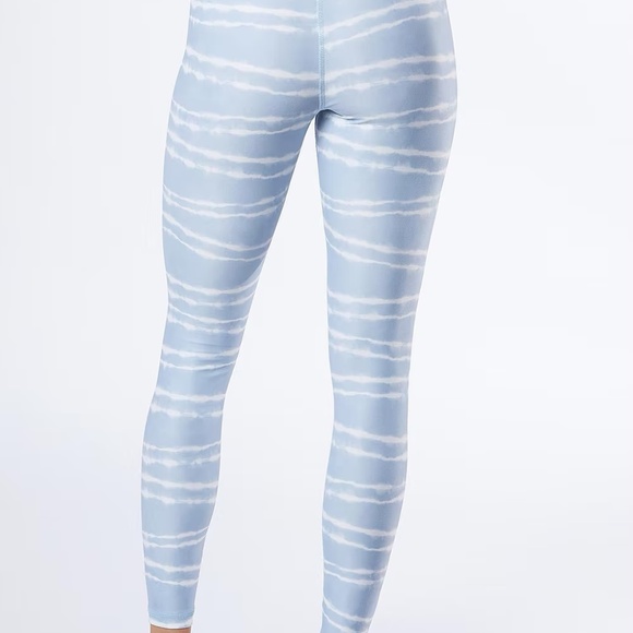 Scorpio Sol Vinyasa High Waist Legging Sky Blue Stripe Tie Dye Size L - Picture 2 of 2